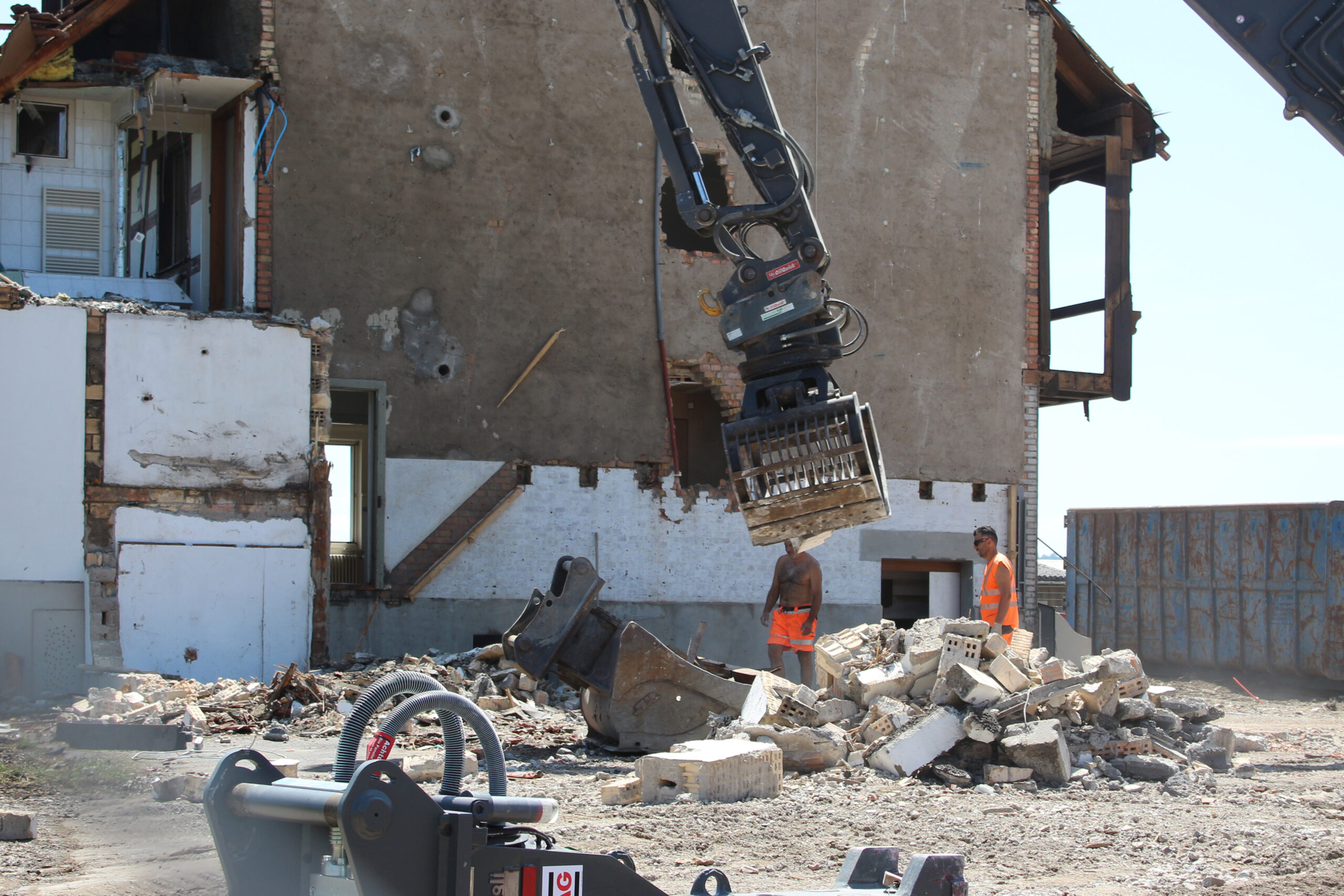 Baustelle auf dem Areal, wo das Sportzentrum Zürich entsteht.