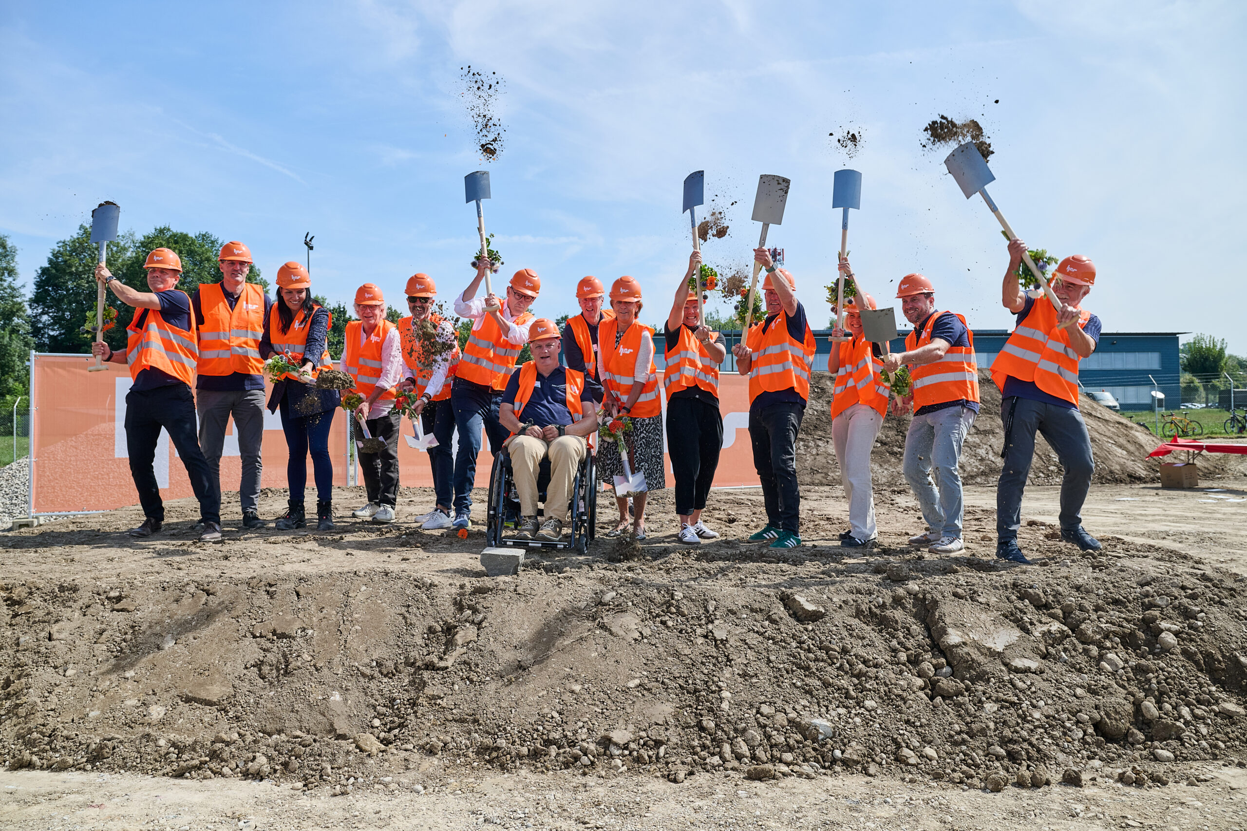 Gruppenbild Spatenstich Sportzentrum Zürich