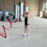 Gymnastin Mariia auf der Baustelle vom neuen Sportzentrum Zürich