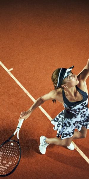 Sportzentrum-zurich4-tennis-aufschlag
